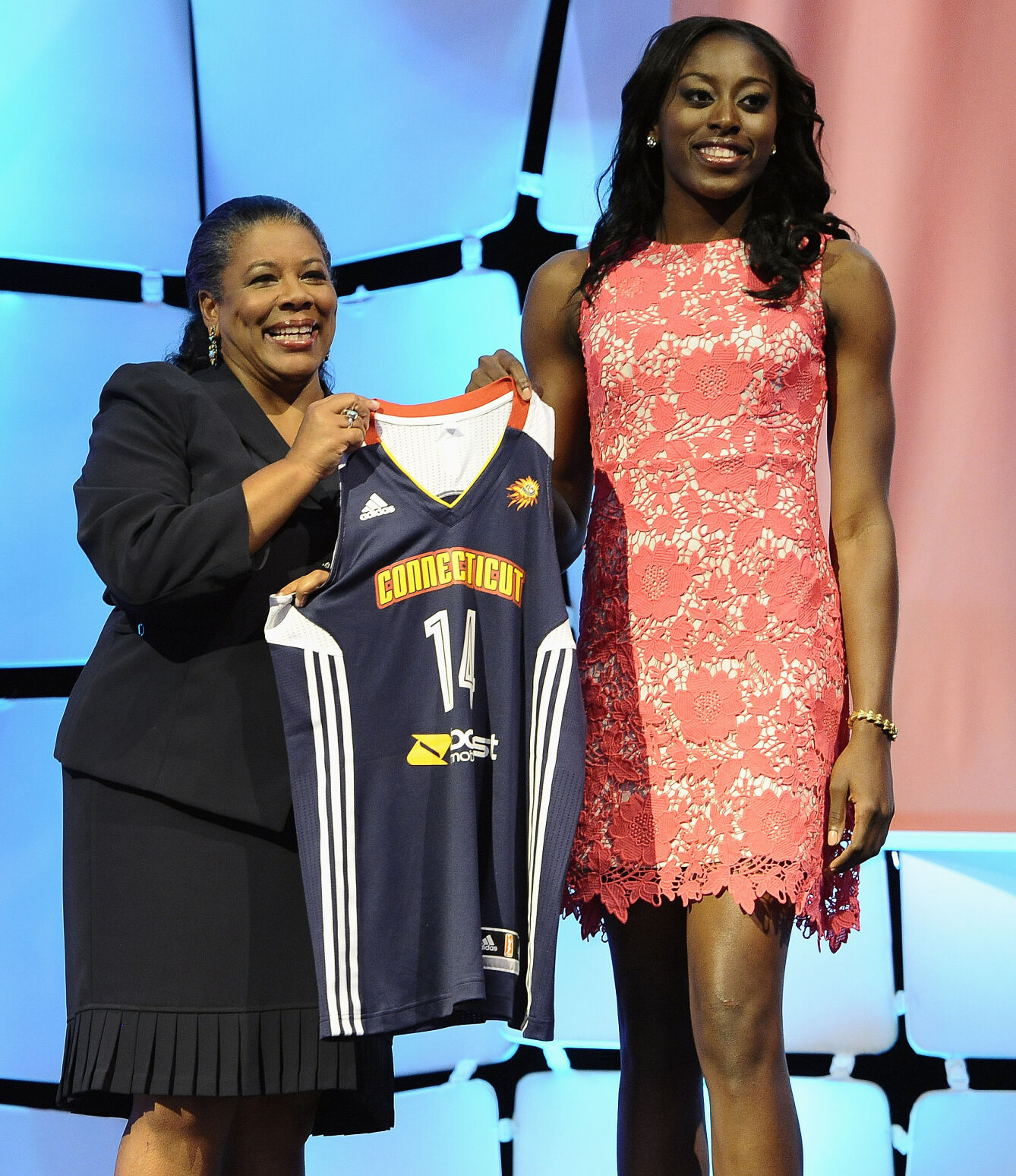2014: Stanford’s Chiney Ogwumike selected No. 1 by Connecticut Sun in WNBA draft